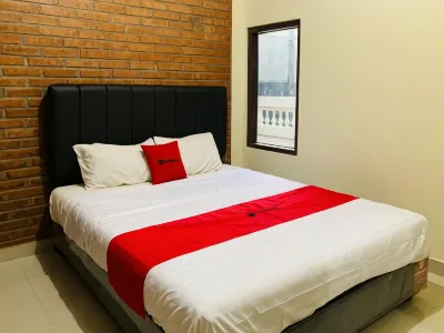 RedDoorz near Jalan Malioboro Area Hotels in Yogyakarta