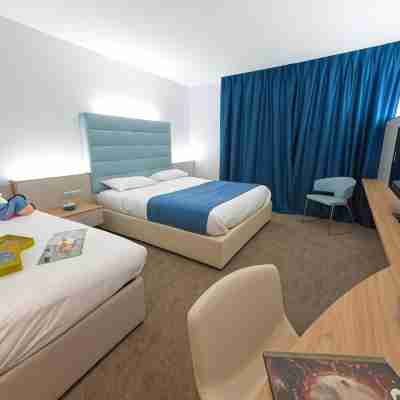 Hotel Plaza - Site du Futuroscope à Poitiers Rooms