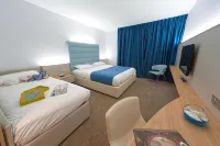 Hotel Plaza - Site du Futuroscope Hotels in Chasseneuil-du-Poitou