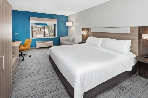 Holiday Inn Express Cleveland Airport - Brook Park