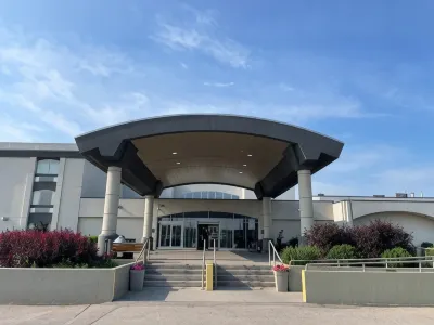 Victoria Inn Hotel and Convention Center Winnipeg Hotel in zona L'OCCITANE EN PROVENCE