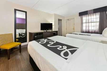 La Quinta Inn by Wyndham Miami Airport North