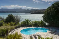 The Portage Resort - Pools