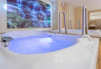 GHL Hotel Capital - Romantic