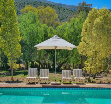 Berluda Farmhouse and Cottages Hotels in Oudtshoorn
