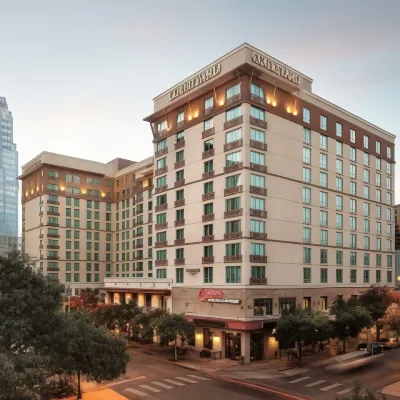Residence Inn Austin Downtown/Convention Center Отели рядом с достопримечательностью «Harry Ransom Center»