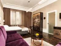 Elite Plaza Hotel Отели рядом с достопримечательностью «Маритиман»