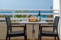 Sirene Beach Hotel - Mountain view