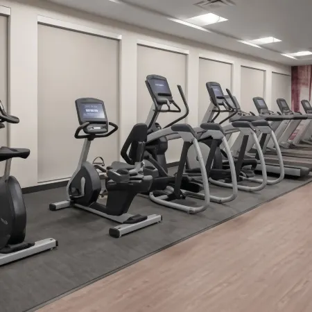 Courtyard Cincinnati Mason Отели рядом с достопримечательностью «Делириум»