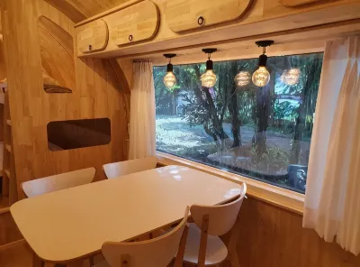 Jeju House Malo Pension (Saryani Hill Stay) 漢拏山国立公園のホテル