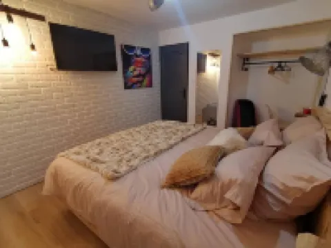 Maison Deco Pop Et Chaleureuse Avec Spa, Sauna
