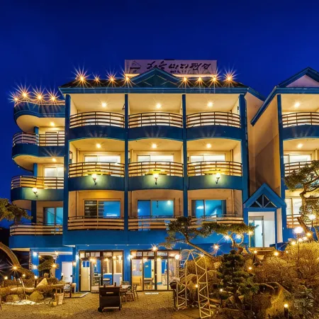 Yangyang Sky Sea Ocean View Pension