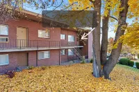 Minutes from Downtown- Podium, Arena, Riverfront