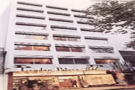 Hotel London Palace Отели рядом с достопримечательностью «Museum of Pre-Columbian and Indigenous»