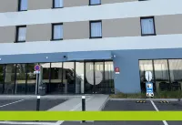B&B Hotel Deauville-Touques - parking