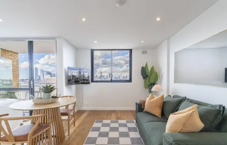 KozyGuru | Rozelle | Bridge View with Carpark Отели в г. Rozelle