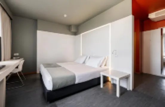 Basic Braga by Axis