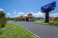 Rodeway Inn Port Richey North - Pool