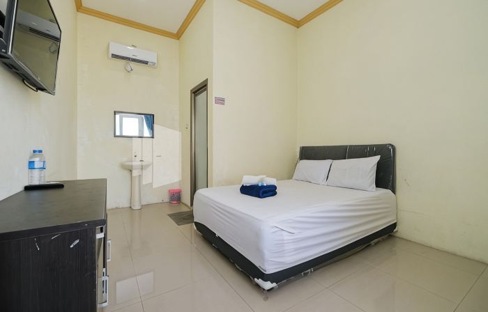 Grand Kencana Guesthouse Syariah Near Wisata Bahari Lamongan
