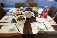 Yijia Grand Hotel