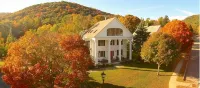 Four Columns Inn
