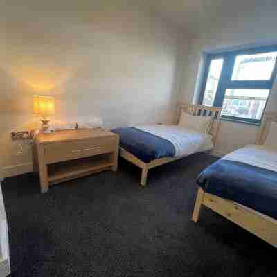 Homely Retreat Spacious Ground Floor Flat Near Oxford City Centre, Free Parking Rooms