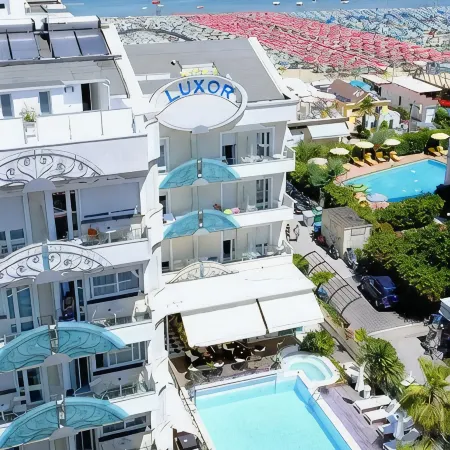 Luxor Cattolica Beach Hotel