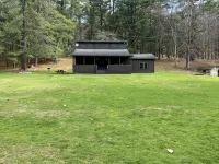 Lovely cabin with perfect view of Clarion river in charming Cooksburg