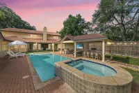 Katy Oasis with Huge Patio, Pool & Game Room - مسبح