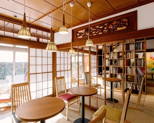 Smooth & Living 舞田站附近的飯店