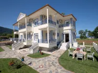 Sole Mare Hotels near شاطئ ماربل