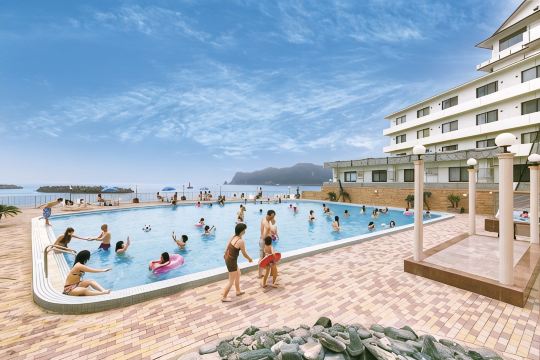 屋外プール
