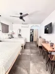 Studio Yuca - at Loreto 80 downtown