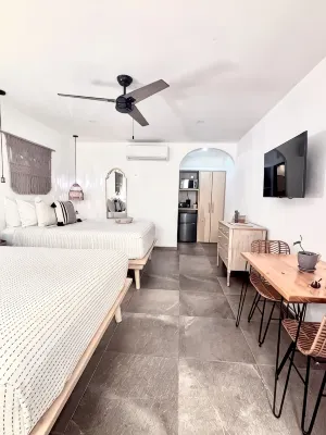 Studio Yuca - at Loreto 80 downtown