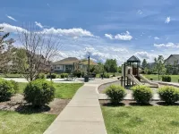 OFF-THE-DIAGONAL 2-Bedroom Townhome - 4-Star