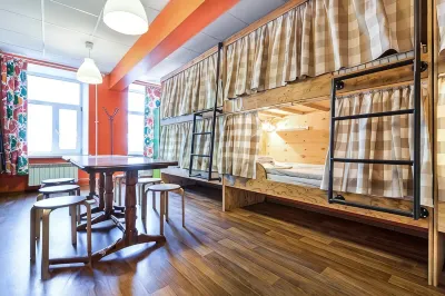 Friends on Vosstaniya - Hostel โรงแรมใกล้เนฟสกีพรอสเปค