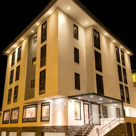 HOTEL URETA