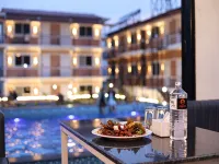 Shikali Resort - Swimmingpools