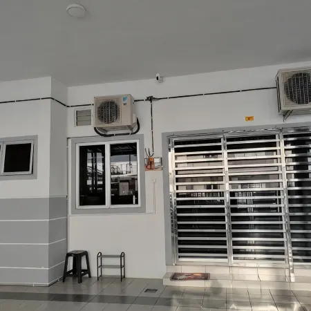 My Homestay Sitiawan Astronaut Space House 8 pax