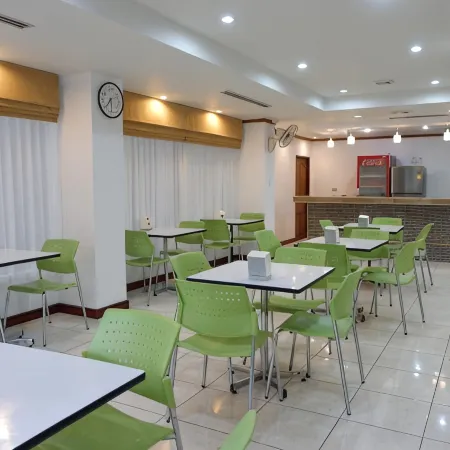 Auychai Grand Hotel