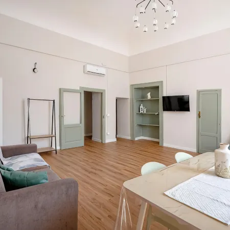 Old Town Charm & Relax – GiuGa’s Home