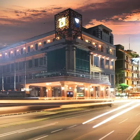 GOLDEN SEASON HOTEL