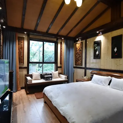 Tianmu Lake Qian Family Compound B&B Hotels near Baoen Temple
