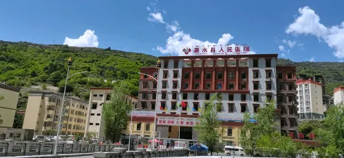 Heishui Luming Inn