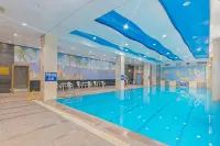 Gladden Hotel - Pools