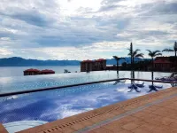 Fuxian Lake Yunhai Guesthouse - Ocean View