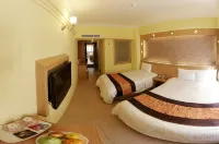 Sinyago Hotel - parkir