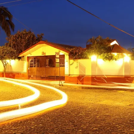Hotel Casa Alvarada