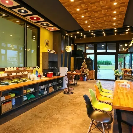 Luoyuxuan B&B