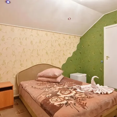 Gostinyij Dvor Majami Hotel